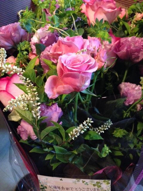地元山梨のお客様から大きな花束のプレゼント！